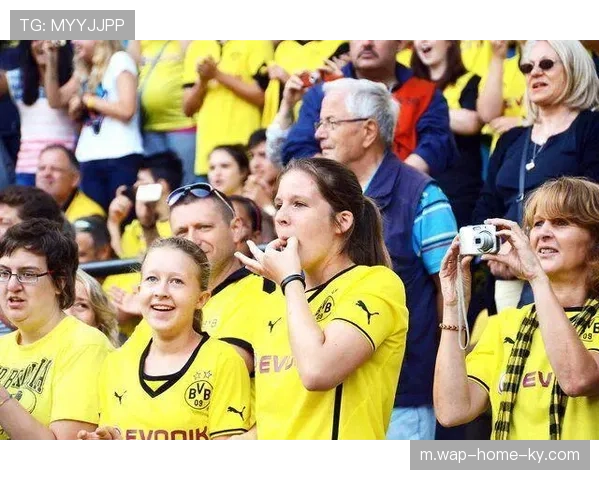 莱比锡动态压迫体系解析 三中卫联动构筑弹性防守