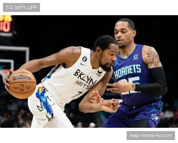 76人进攻端多点开花 五人得分上双轻松取胜